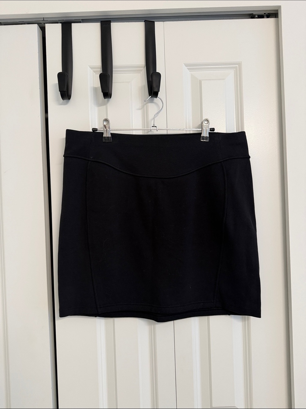 Lululemon Black Scuba Mini Skirt - Women (sweatshirt fabric)